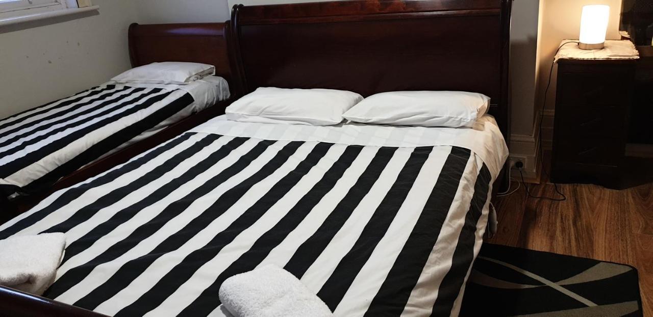The Eastern Hotel Accommodation (Adults Only) Ballarat Esterno foto