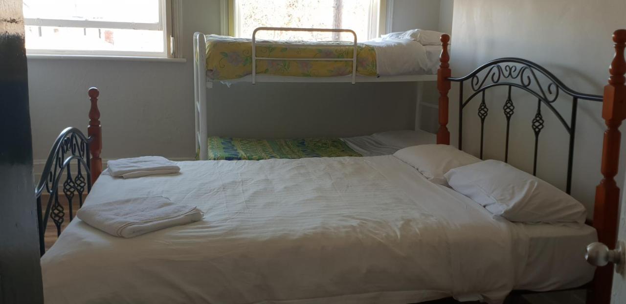 The Eastern Hotel Accommodation (Adults Only) Ballarat Esterno foto
